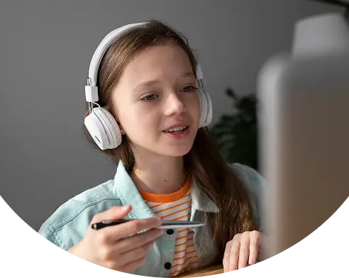 girl-with-headphones